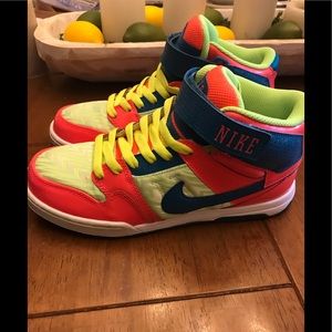 Nike air Morgan mid size 8